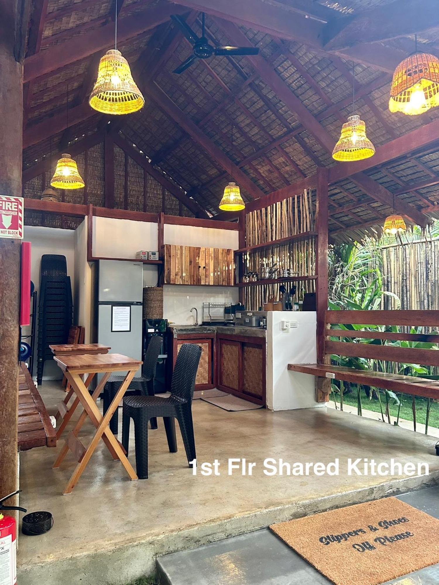 Wayans Siargao Homestay General Luna  Exteriör bild